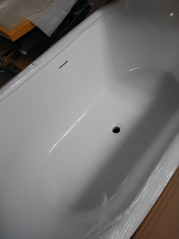 Melbourne Local Pick up!! Acrylic Free Standing Bathtub with Overflow 1500 x 750 x 580 - FREESTANDING -